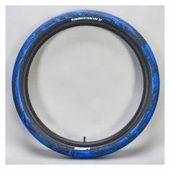 Pneus SnakeSkin 2 De Mafia Bikes X2 (paire) - 27,5 Pouces - Marble Bleu -Vélos complets Remise pneus snakeskin de mafia bikes x2 paire 275 pouces marble bleu 2