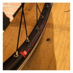 Roue Arrière Custom Bikelife X Collective 29 Pouces à Disk Noire - Wheeling Bike 20 Roue Arrière Custom Bikelife X Collective 29 Pouces à Disk Noire - Wheeling Bike -Vélos complets Remise roue arriere custom bikelife x collective 29 pouces a disk noire wheeling bike 8